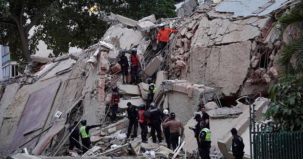 Two 7+ magnitude earthquakes strike Venezuela, heavy damage reported