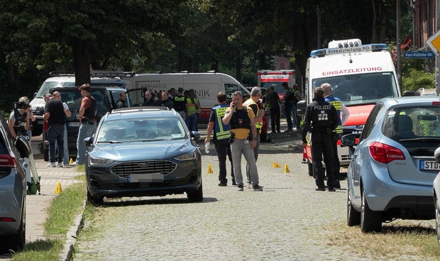 Police say 5 killed, 2 arrested after shooting at German youth center