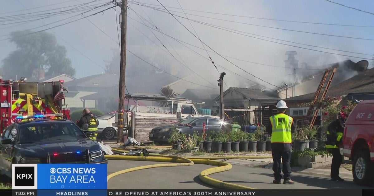 2 Castro Valley homes damaged in fire that displaced people, pets
