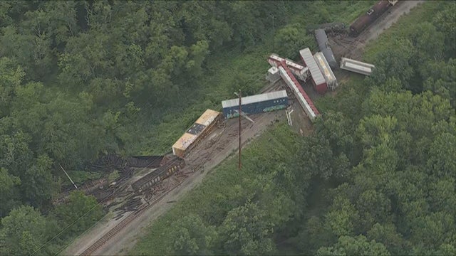 train-derailment.jpg 