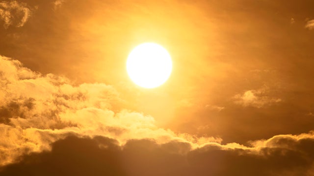 Sun, Climate change, El Nino, La Ni&ntilde;a, Heatwave hot sun, Global warming from the sun, and burning, Extreme Weather, and Global Boiling 