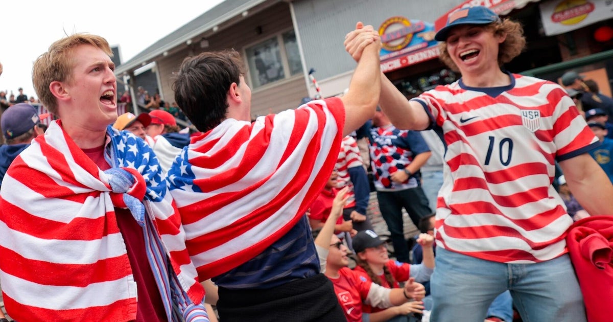 Fans fired up as U.S. prepares to take on Bosnia in World Cup knockout stage