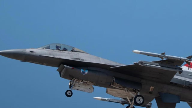 f16-250-flyover-1-co-air-national-guard.jpg 