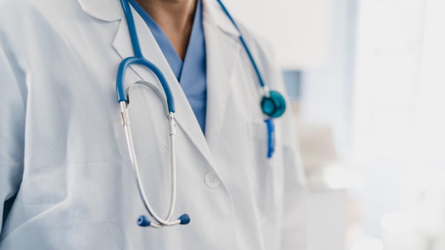 12p-vo-doctors-strike-wcco94md.jpg 