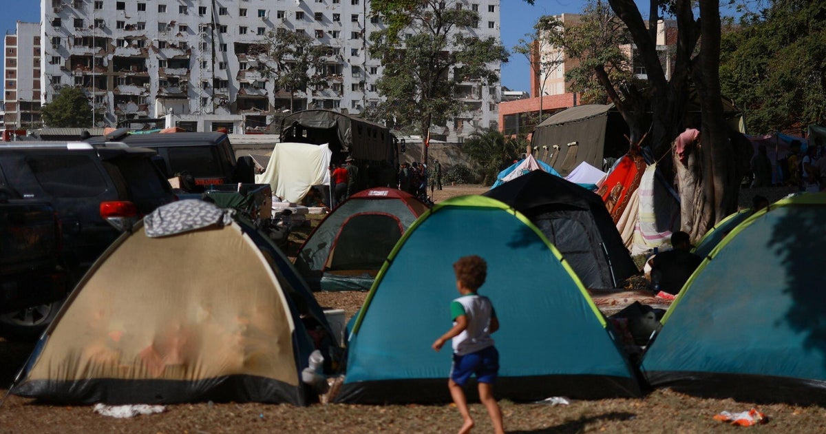 Venezuelans displaced by deadly earthquakes seek shelter in crowded tent encampments
