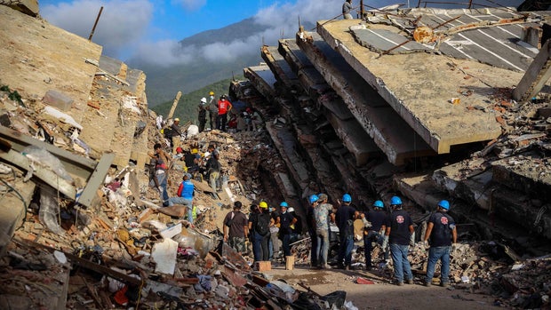 Devastation in La Guaira's coastal neighborhoods after Venezuela earthquakes