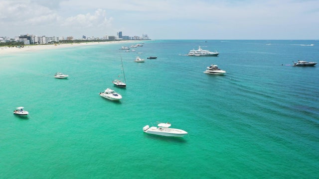 Fourth Of July Weekend In Florida Sees Some Beaches Open, Some Closed, As Coronavirus Cases Spike 
