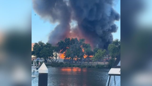 stockton-iron-works-fire.jpg 