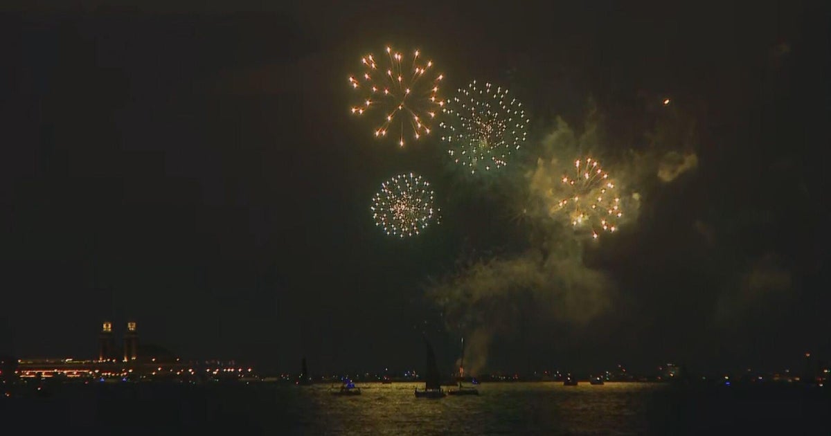 Chicago Navy Pier fireworks on July 4 expect to draw thousands to lakefront for America's 250th birthday