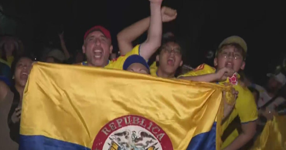 Despite heat, storms and an evacuation fans continue to flock to FIFA Fan Fest in Miami