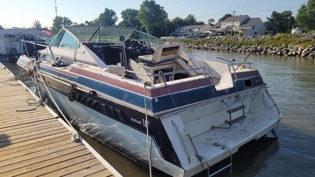 boat.jpg 