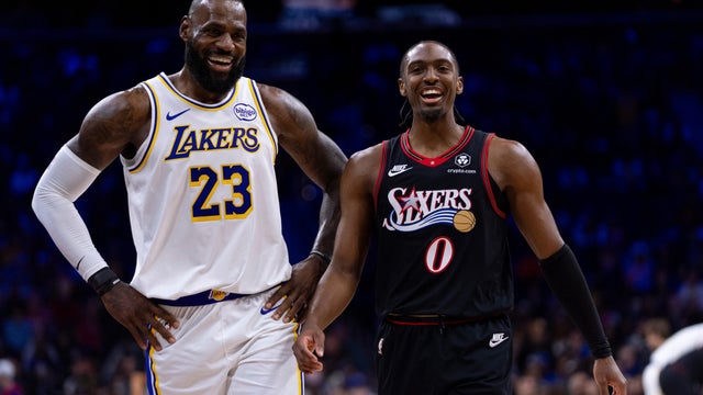 Lakers 76ers Basketball 