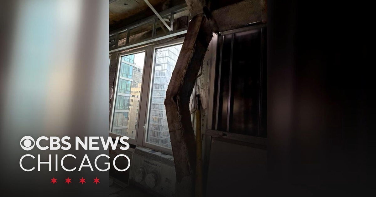 38-story building in New York City at risk of collapsing