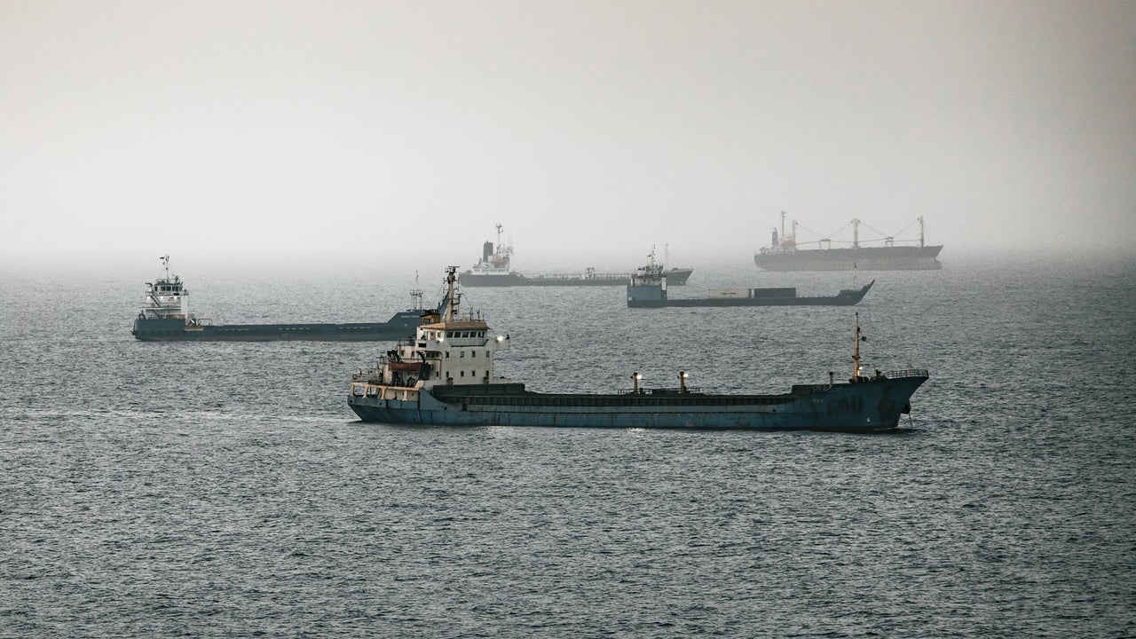 U.S. rescinds waiver permitting Iranian oil sales after Iran attacks tankers