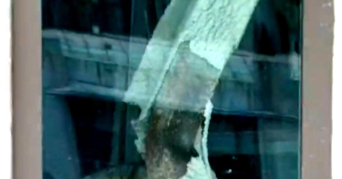Unstable New York City building raises fears of collapse, forces evacuations