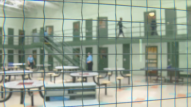 inside-ice-detention.png 