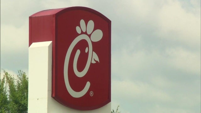 5a-carmichael-chickfila-kmaxfv39.jpg 