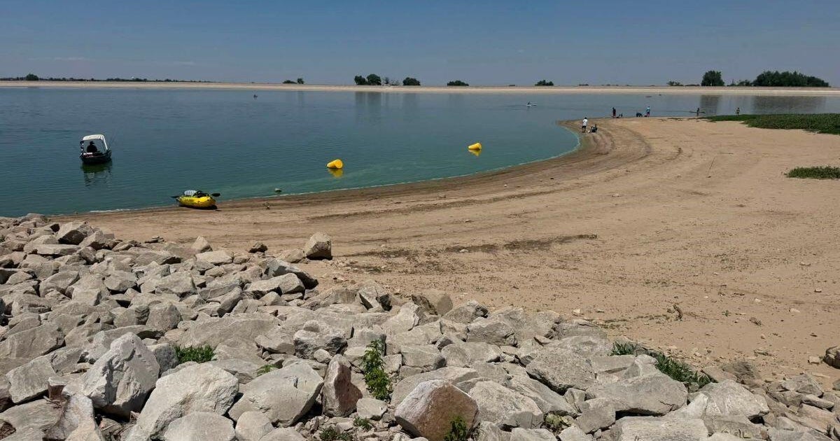 Colorado's Barr Lake State Park closing boat ramps due to low water levels