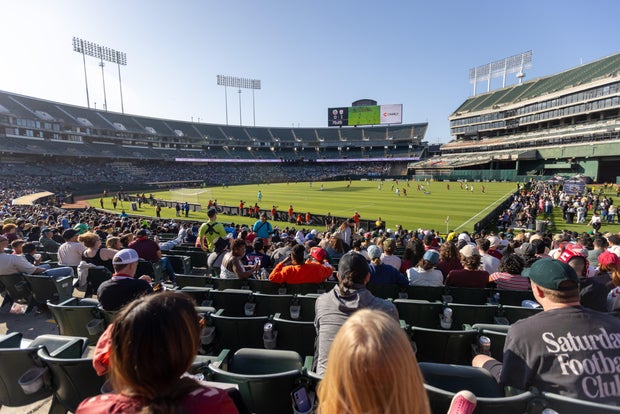 Sacramento Republic v Oakland Roots SC