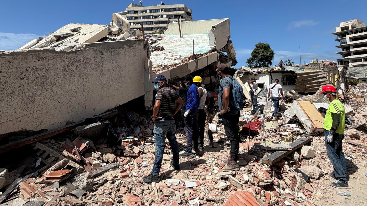 Devastation, agony and hope: What we saw in Venezuela after the deadly earthquakes