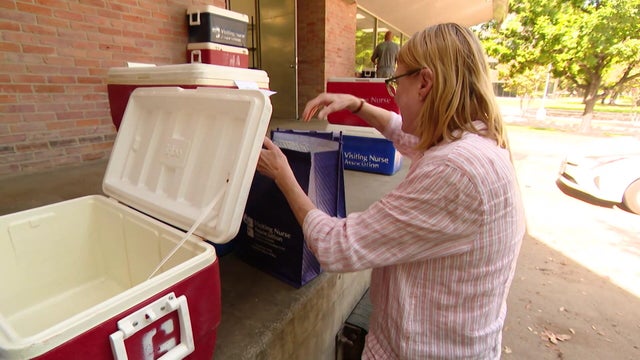 5p-pkg-meals-on-wheels-ktvtjnnv-00-02-0309.jpg 