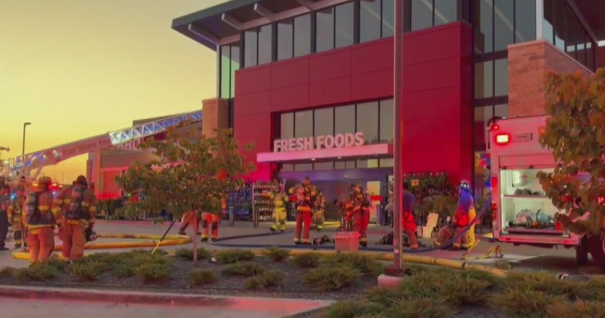 Fort Worth H-E-B closed after electrical fire, officials say
