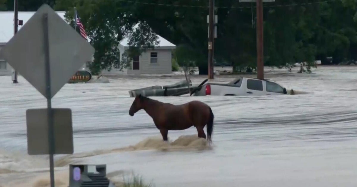 Hundreds rescued amid historic flash flooding in Missouri
