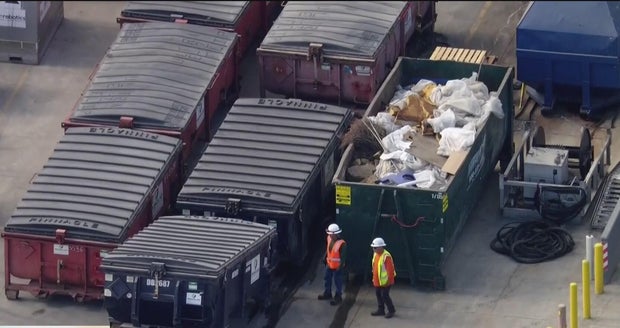 truckloads-of-boyle-heights-cleanup.jpg 