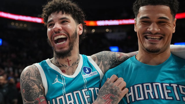 Charlotte Hornets v Portland Trail Blazers 