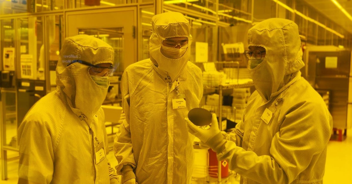 cbsnews.com - Adam  Harrington - University of Chicago scientists create 'artificial leaf' that could be used for wireless implants