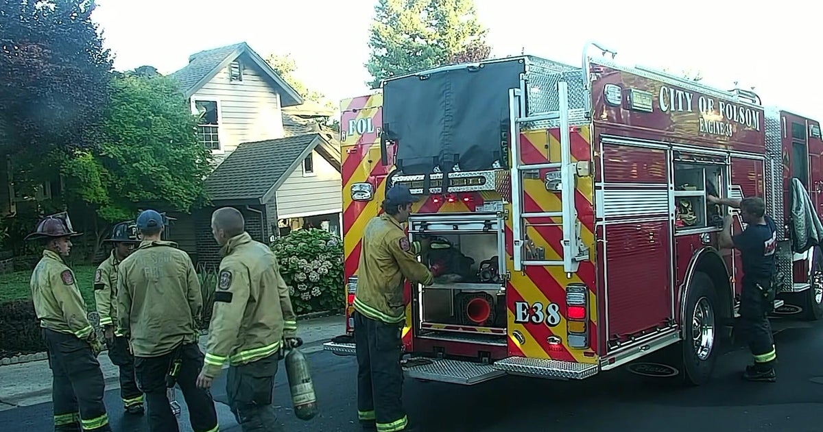 2 Folsom homes damaged in early morning fire