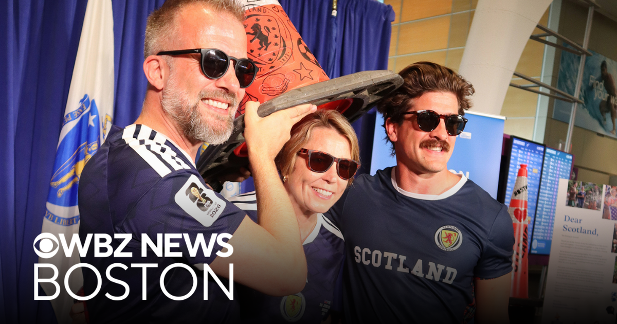 Tartan Army flies commemorative traffic cone from Glasgow to Boston