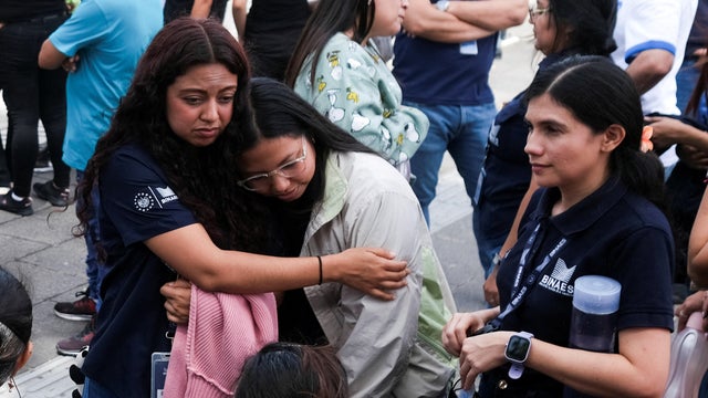 Magnitude 7.4 quake hits Mexican coast near Guatemala, triggers tsunami threat 