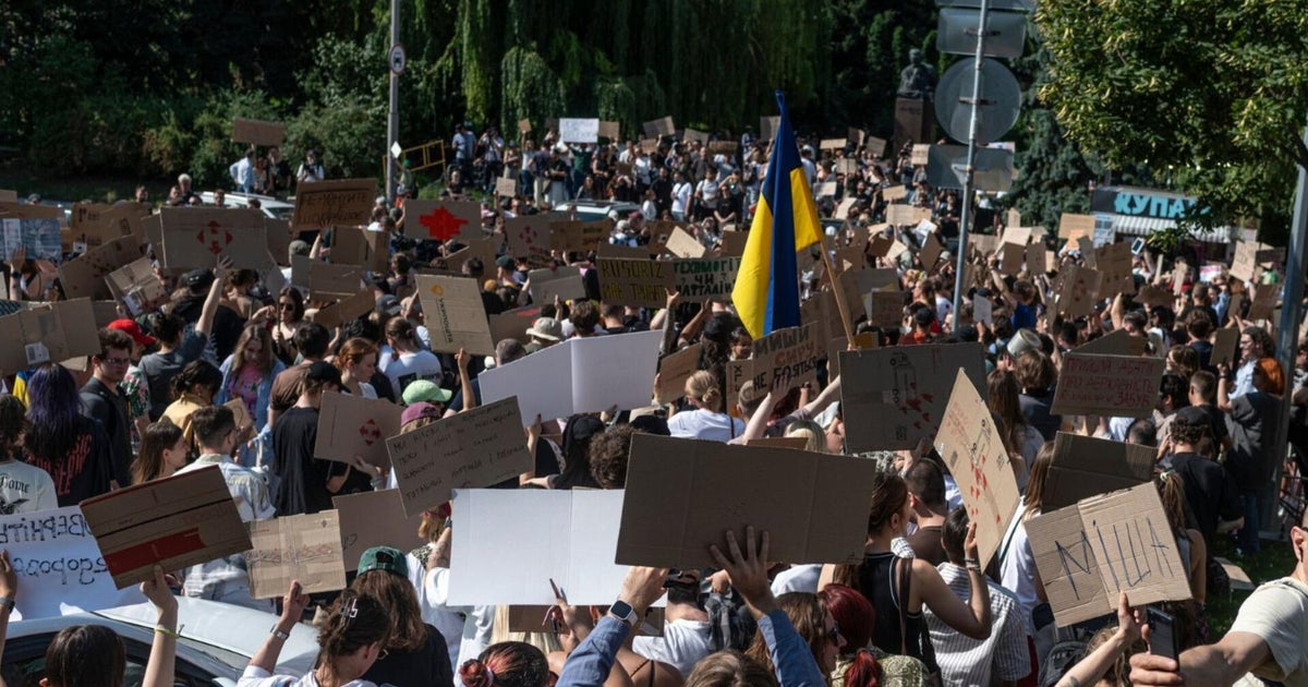 Protests in Ukraine after Zelenskyy fires popular defense minister