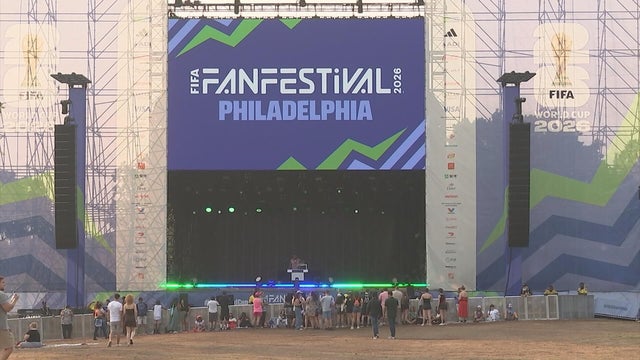 Despite hazy skies, fans pack FIFA Fan Festival in Philadelphia for final weekend 