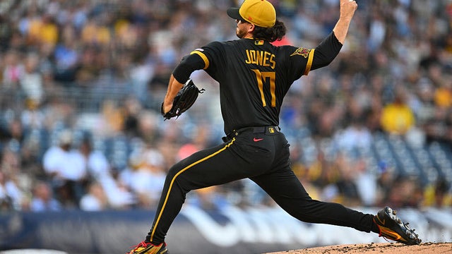 Minnesota Twins v Pittsburgh Pirates 
