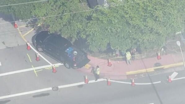 miami-beach-bus-ax-and-gas-leak.jpg 