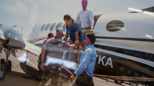 Airplane used to bring cartel leaders to FBI custody on display in New Mexico 