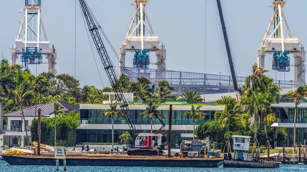 US-NEWS-FLA-BOAT-CRASH-SURVIVOR-MI