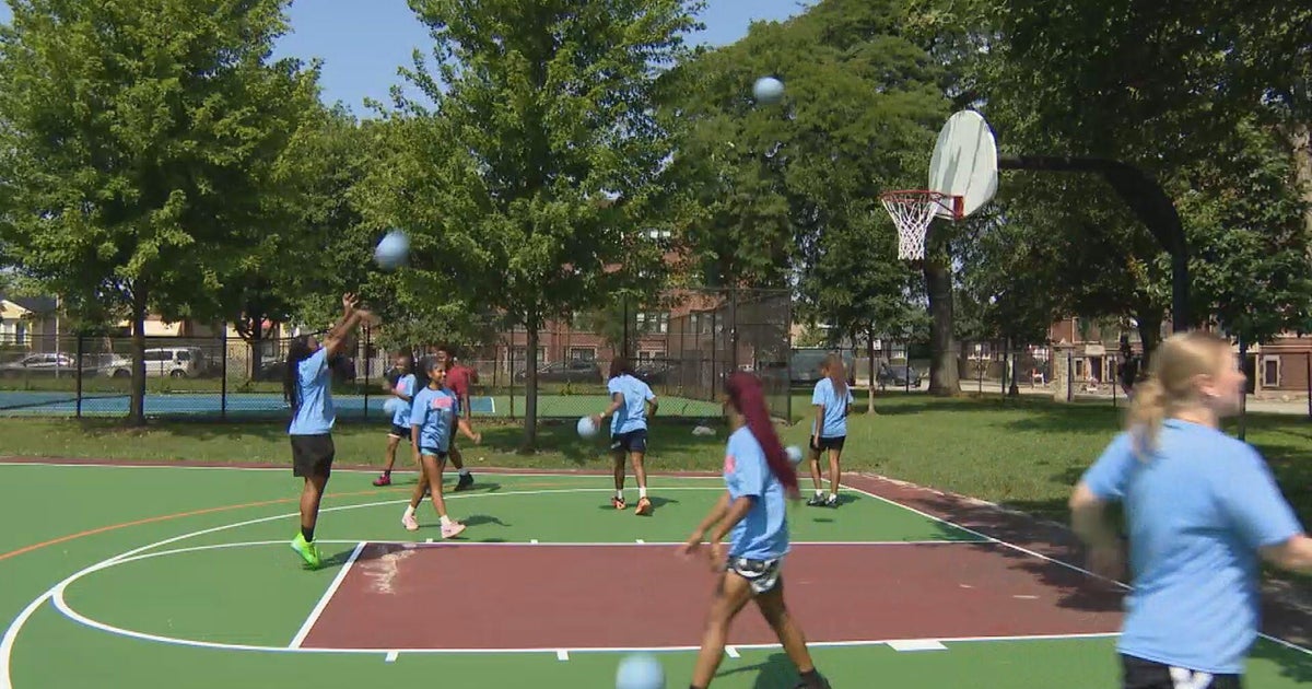 Girls' basketball youth clinic celebrating WNBA All-Star Game held on Far South Side