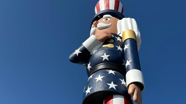 Nutcracker Town 