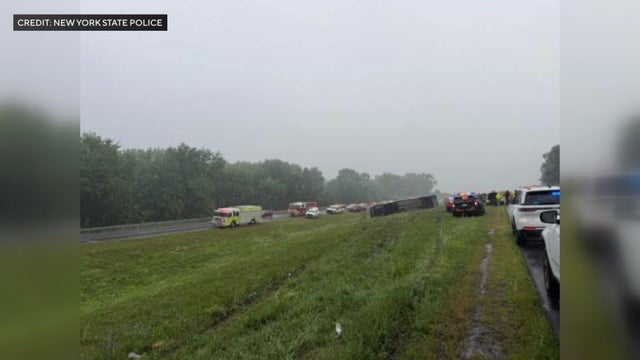 ulster-co-bus-overturne-wcbsihtk-hi-res-still.jpg 