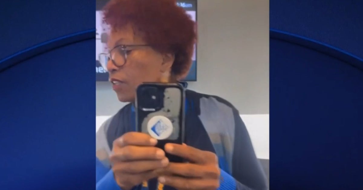 United investigates after employee appears to threaten to call ICE on passenger