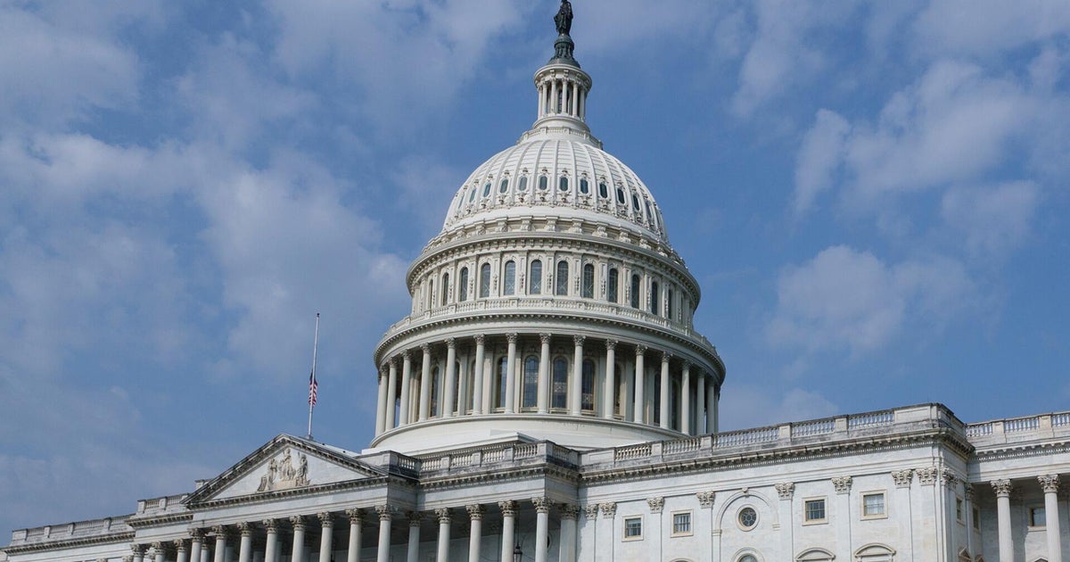 House passes bill limiting lawmakers’ stock trades