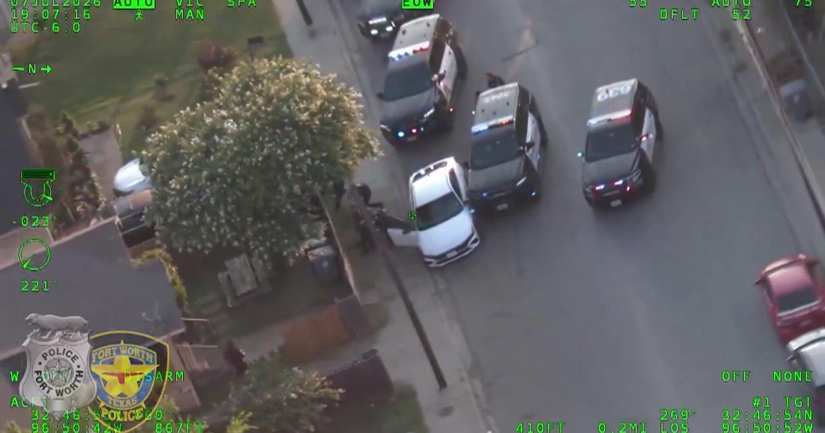 Video shows high-speed chase through Fort Worth and Dallas end with 11 ...