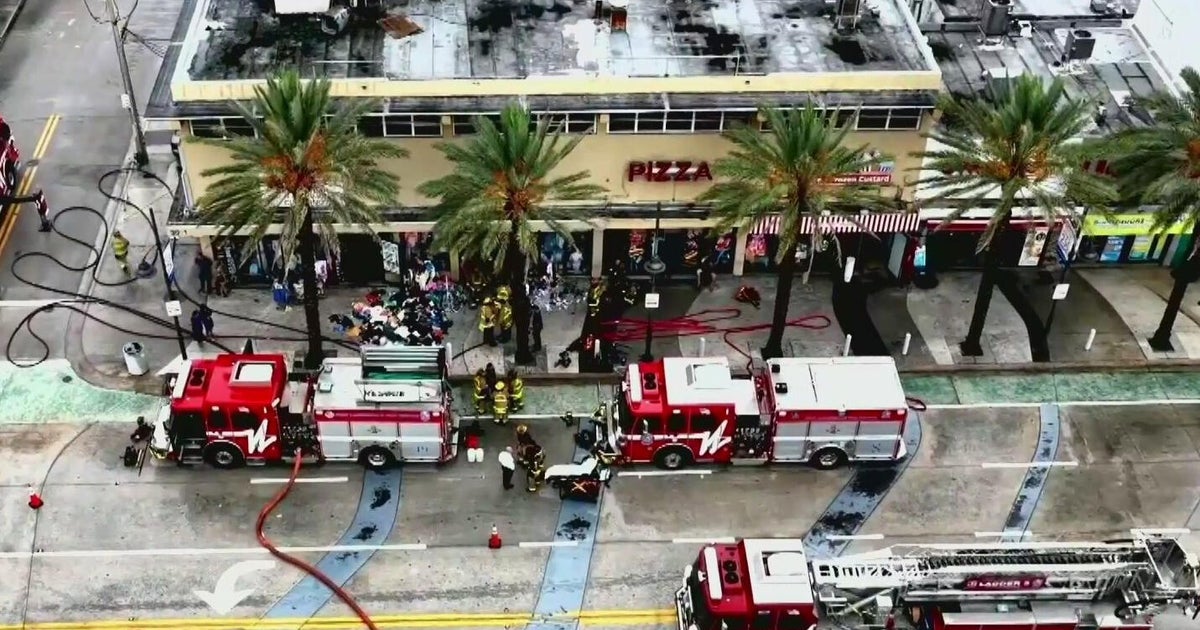 Crews extinguish blaze at beach shop on Fort Lauderdale Beach - CBS Miami