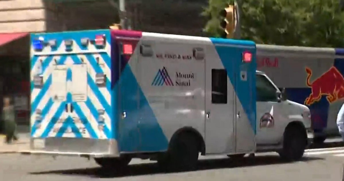2 men stabbed in New York City, police investigating possible hate crime