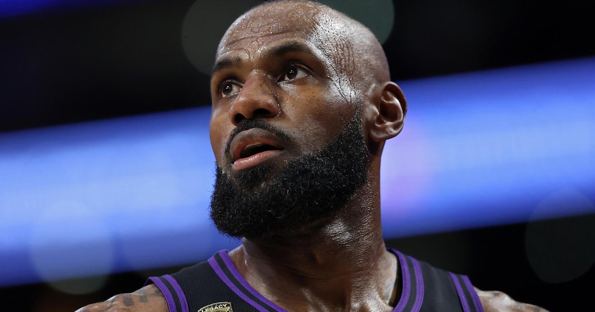 LeBron James signing with Philadelphia 76ers for 24th NBA season