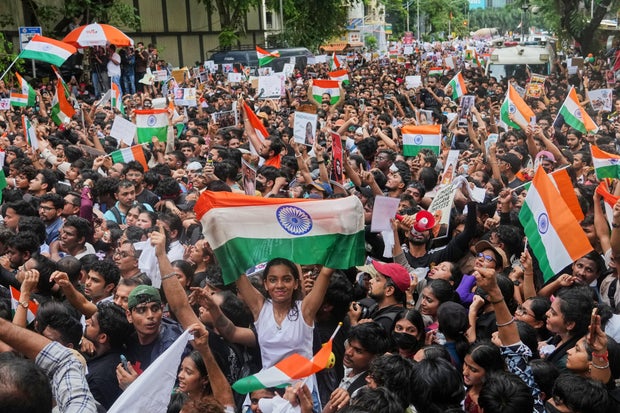 India Cockroach Protests 