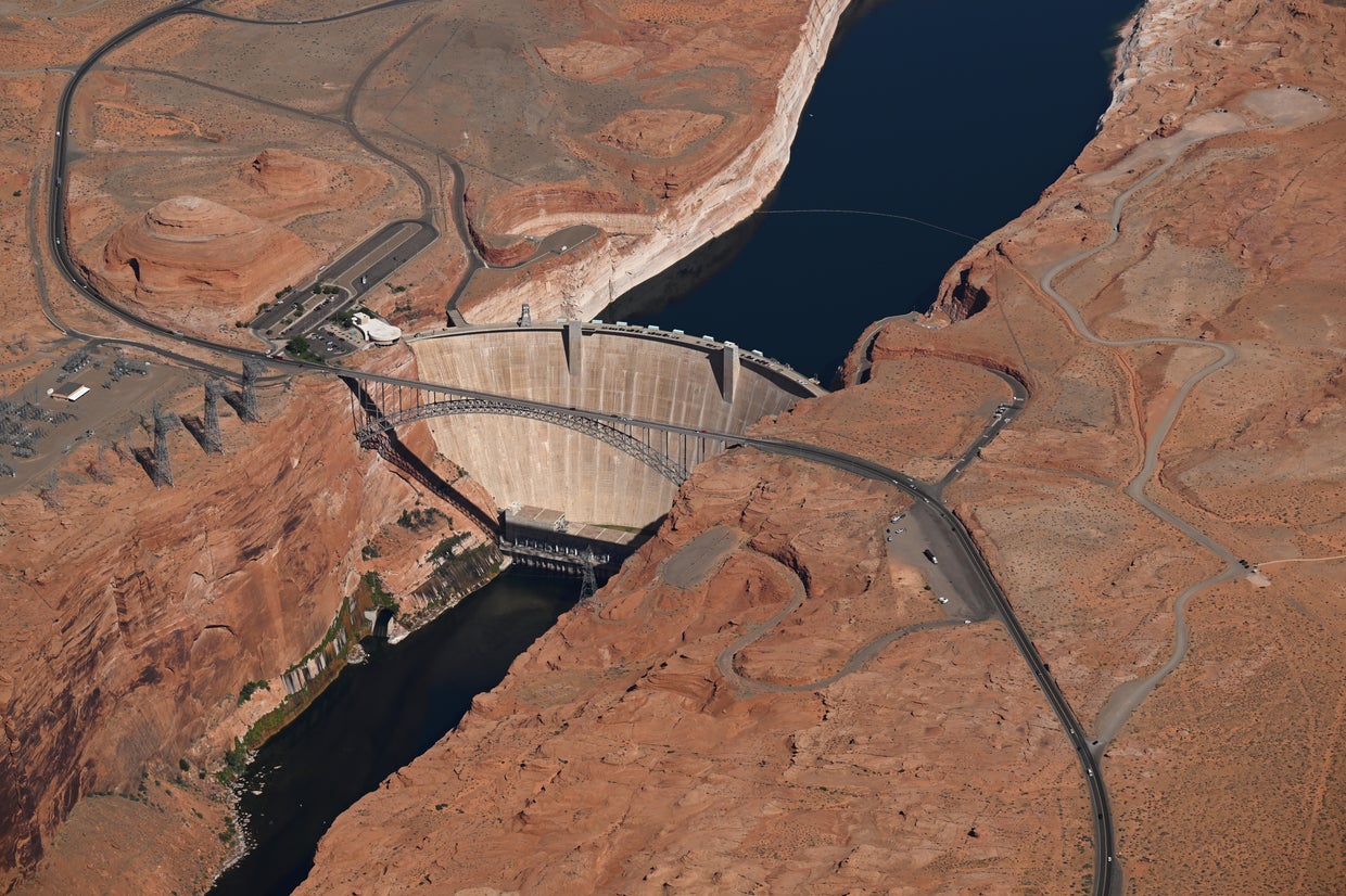 Colorado River reservoirs hit record lows as Trump administration ...